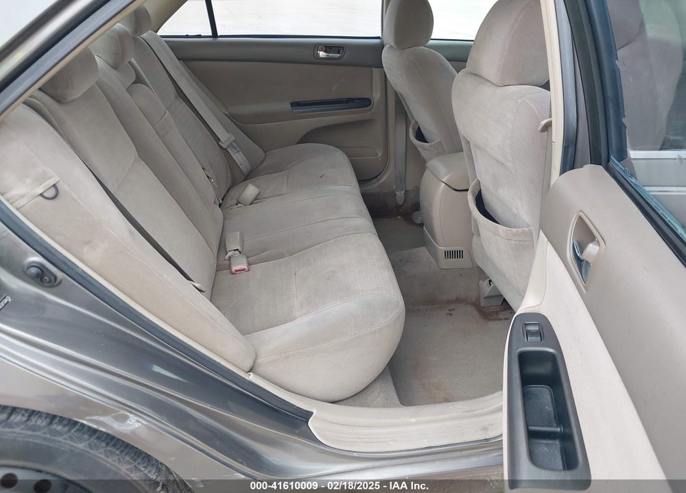 2005 TOYOTA CAMRY VIN: 4T1BE32K15U944136