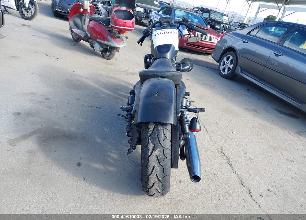 2011 HARLEY-DAVIDSON XL883 N VIN: 1HD4LE231BC423036