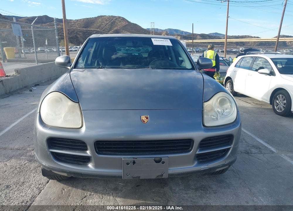2004 PORSCHE CAYENNE S VIN: WP1AB29P24LA72573