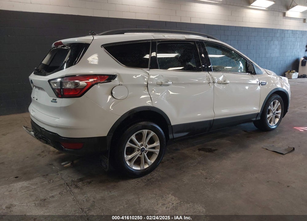 2018 FORD ESCAPE SE VIN: 1FMCU9GD8JUB65931