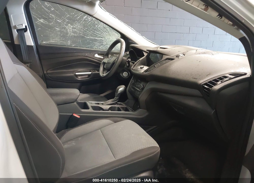 2018 FORD ESCAPE SE VIN: 1FMCU9GD8JUB65931