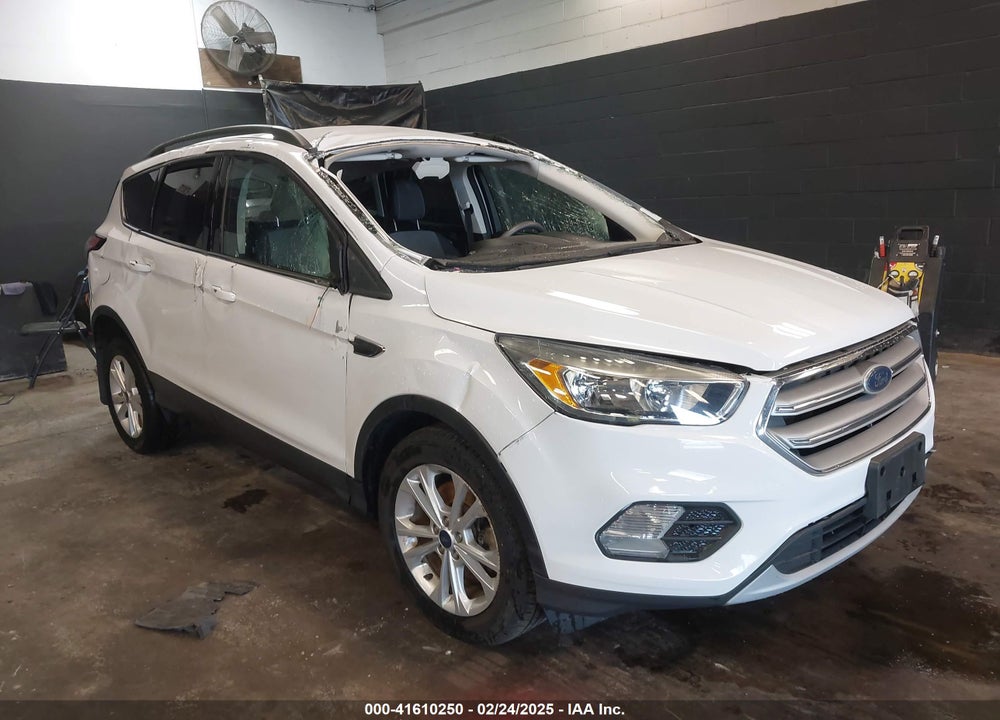 2018 FORD ESCAPE SE VIN: 1FMCU9GD8JUB65931