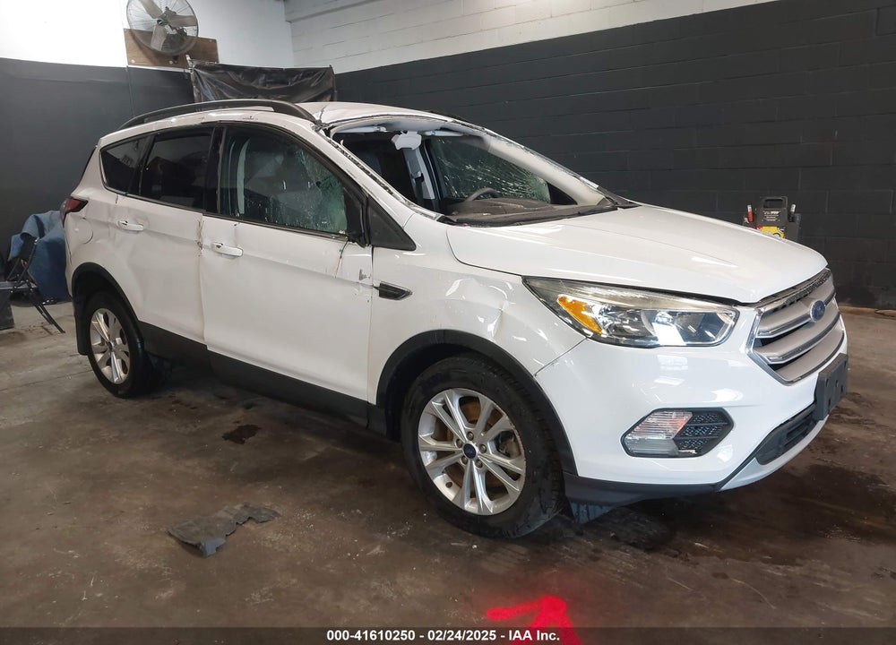 2018 FORD ESCAPE SE VIN: 1FMCU9GD8JUB65931