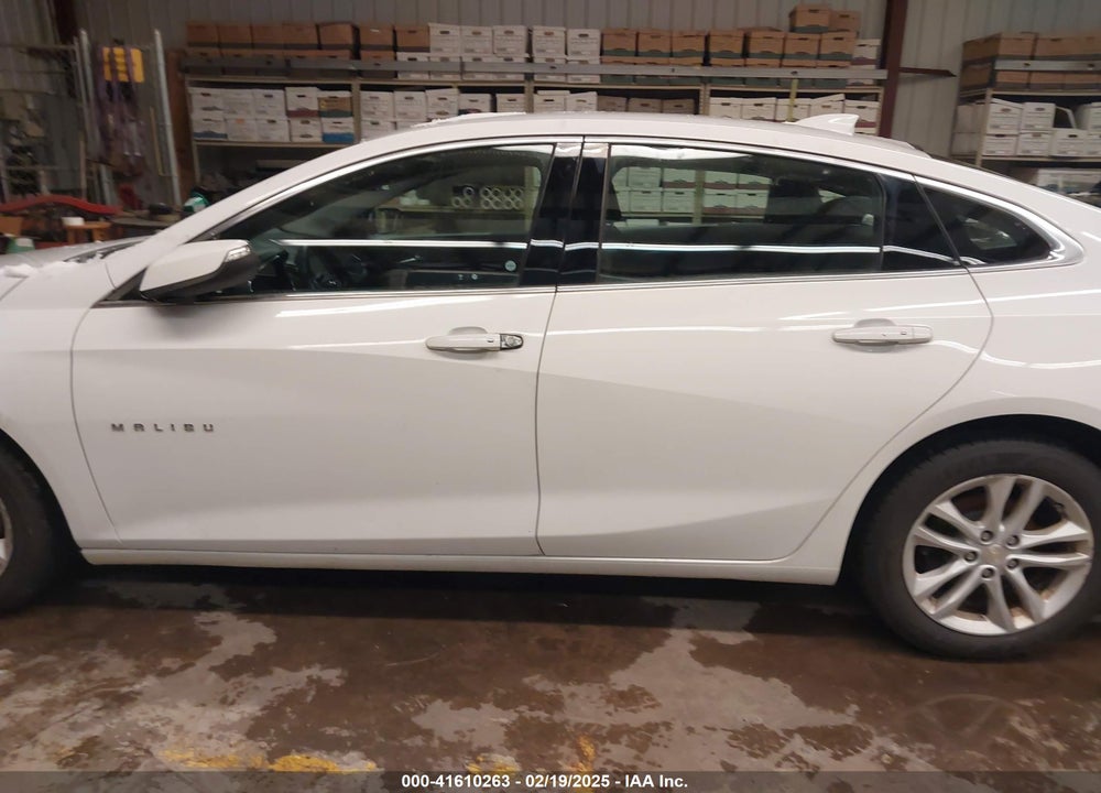 2018 CHEVROLET MALIBU VIN: 1G1ZD5ST8JF279432