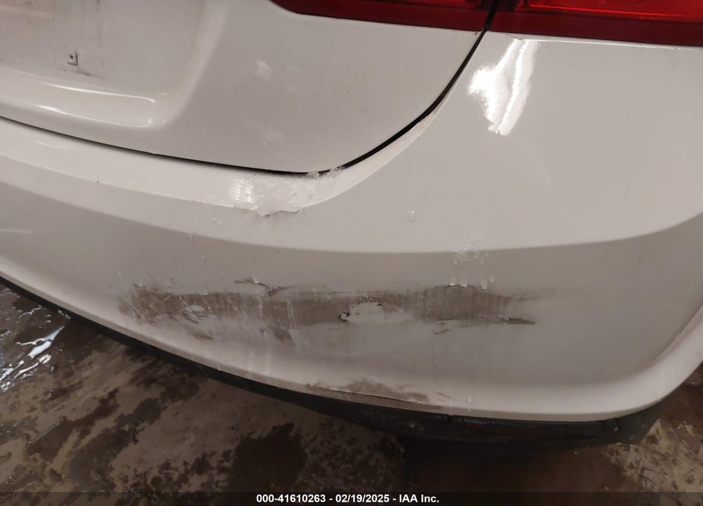 2018 CHEVROLET MALIBU VIN: 1G1ZD5ST8JF279432