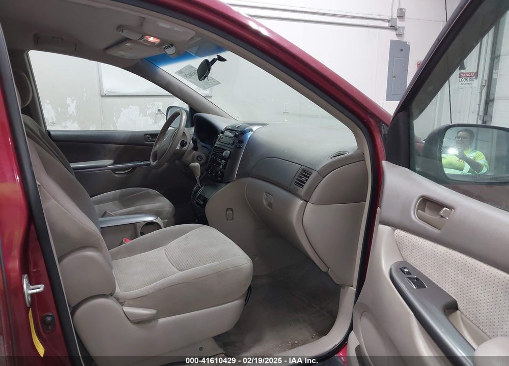 2007 TOYOTA SIENNA LE VIN: 5TDZK23C67S034549