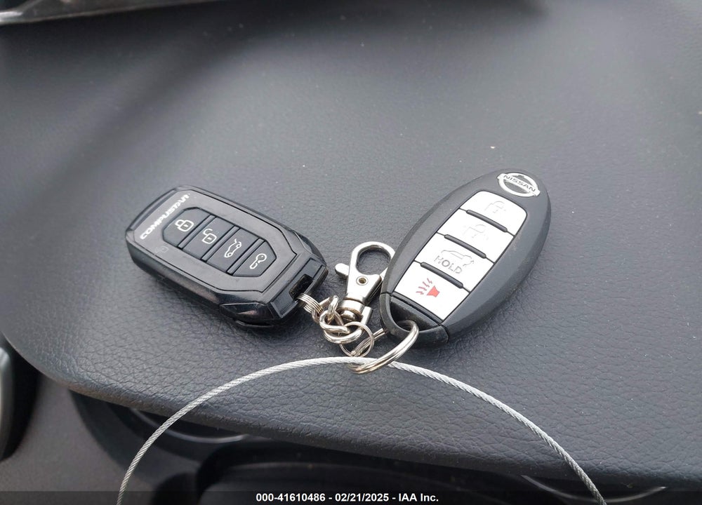 2014 NISSAN ROGUE SV VIN: 5N1AT2MK7EC832892
