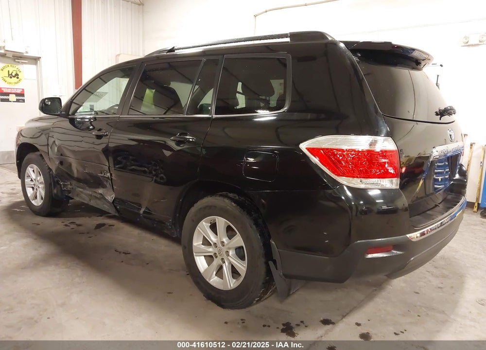 2011 TOYOTA HIGHLANDER SE V6 VIN: 5TDBK3EHXBS062489