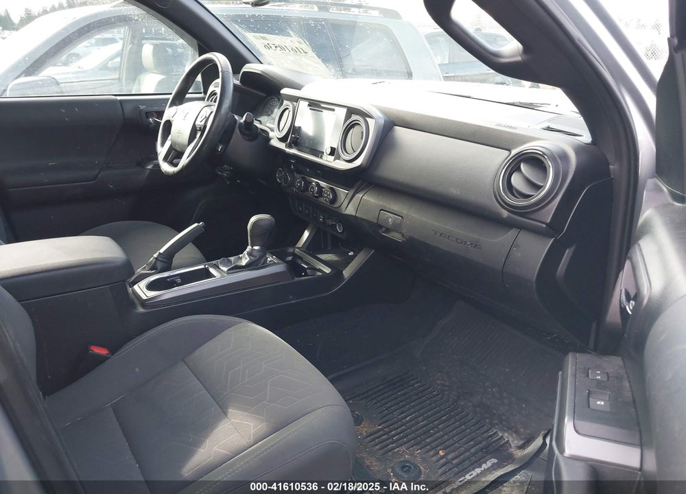 2019 TOYOTA TACOMA VIN: 5TFSZ5AN4KX211704