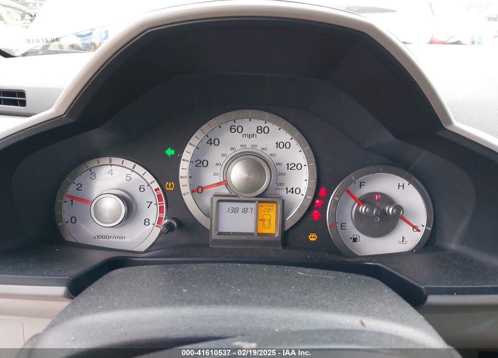 2011 HONDA PILOT EX-L VIN: 5FNYF4H59BB002357