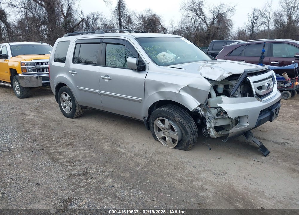 2011 HONDA PILOT EX-L VIN: 5FNYF4H59BB002357