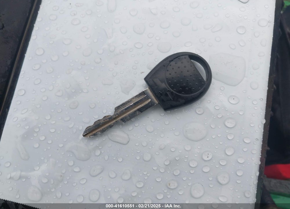 2007 CHEVROLET AVEO VIN: KL1TD55647B160576
