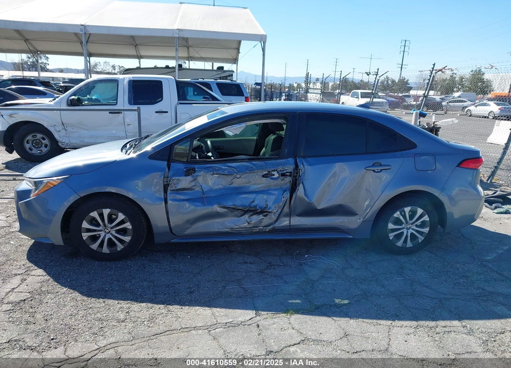 2022 TOYOTA COROLLA VIN: JTDEAMDE0NJ044856