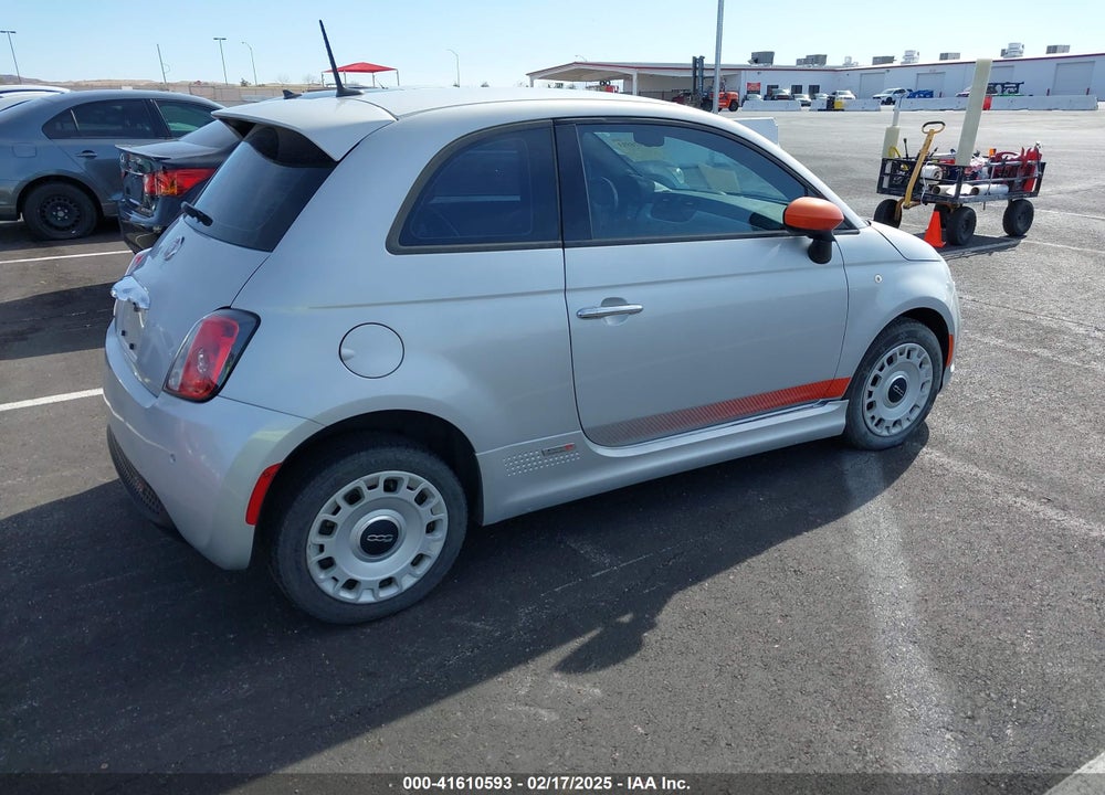2014 FIAT 500E VIN: 3C3CFFGE7ET172881