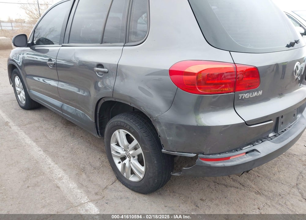 2016 VOLKSWAGEN TIGUAN S VIN: WVGAV7AX1GW513934