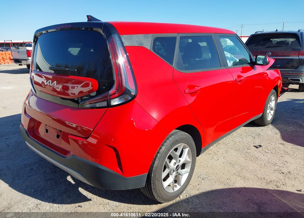 2024 KIA SOUL VIN: KNDJ23AU2R7229849