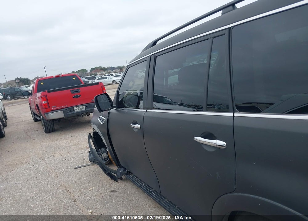 2011 INFINITI QX56 VIN: JN8AZ2NC2B9300389