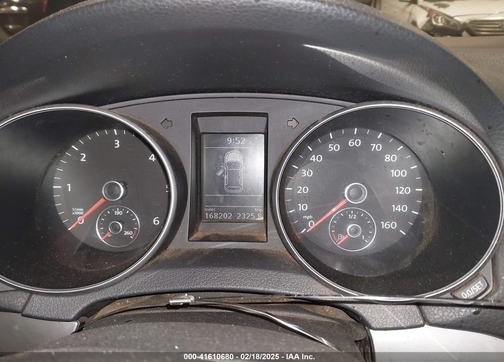 2011 VOLKSWAGEN GOLF VIN: WVWBM7AJ9BW144871