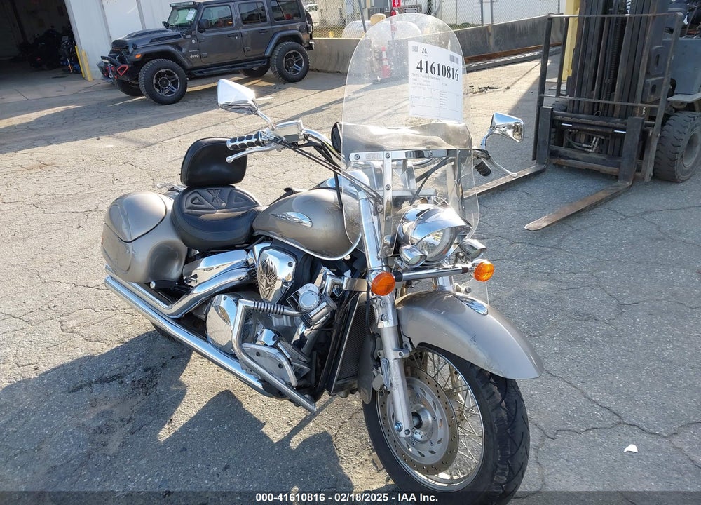 2004 HONDA VT1300 S VIN: 1HFSC52024A107292