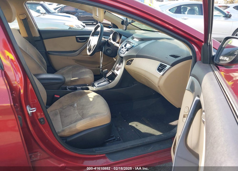 2013 HYUNDAI ELANTRA VIN: 5NPDH4AE3DH403894