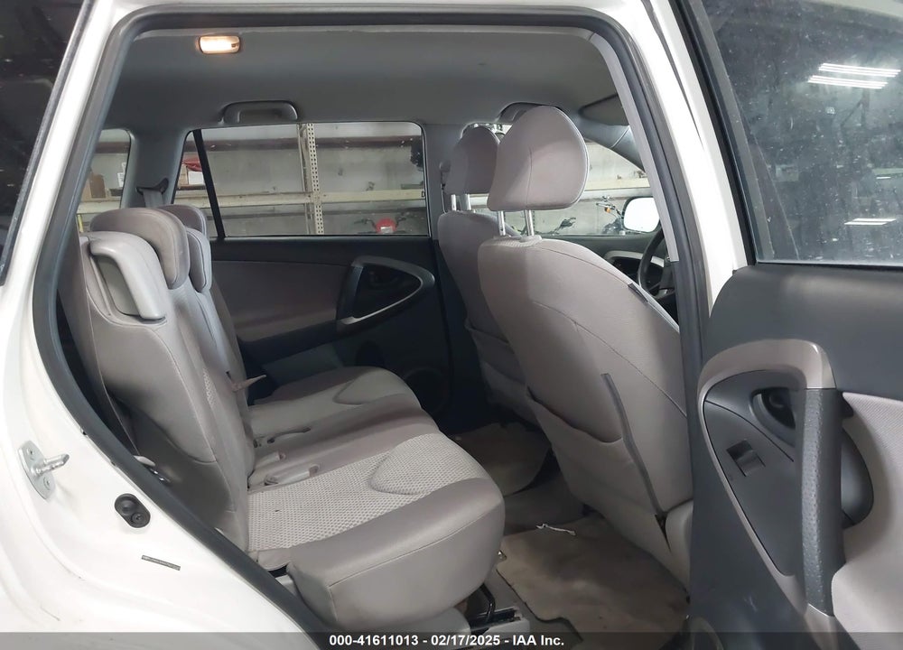 2007 TOYOTA RAV4 BASE V6 VIN: JTMZK33VX75012163