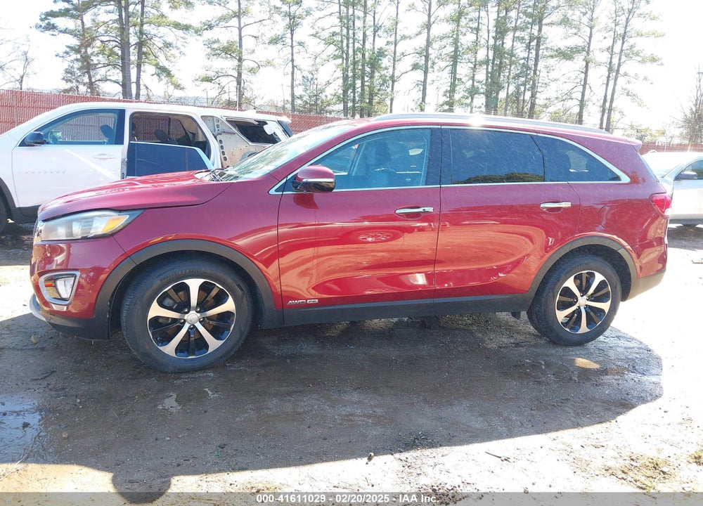 2017 KIA SORENTO VIN: 5XYPHDA52HG322833