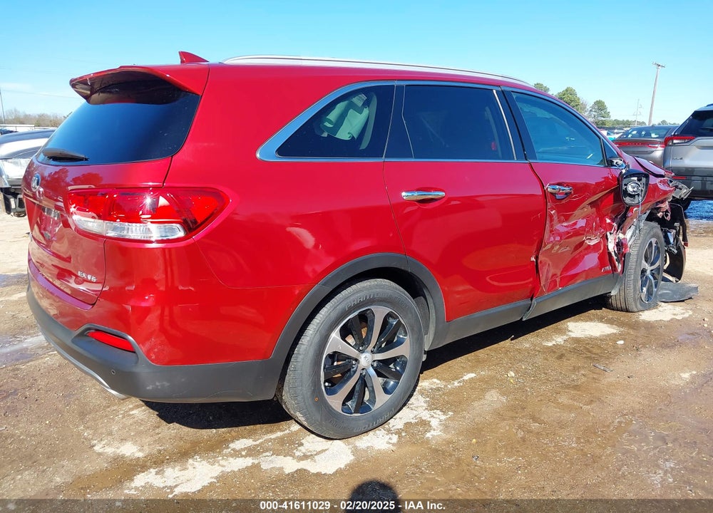 2017 KIA SORENTO VIN: 5XYPHDA52HG322833