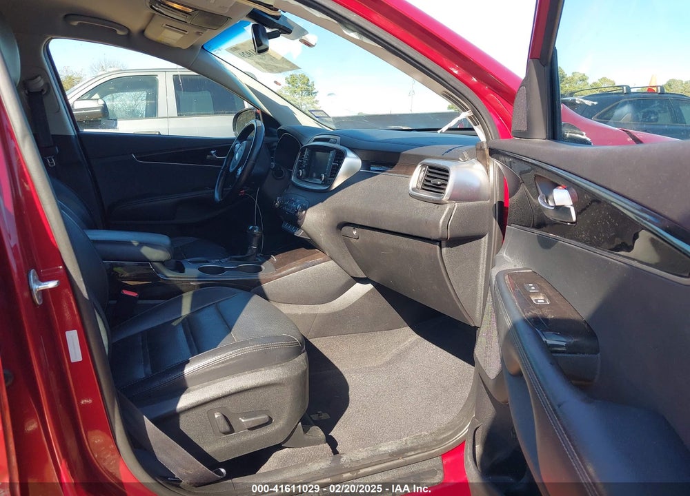 2017 KIA SORENTO VIN: 5XYPHDA52HG322833