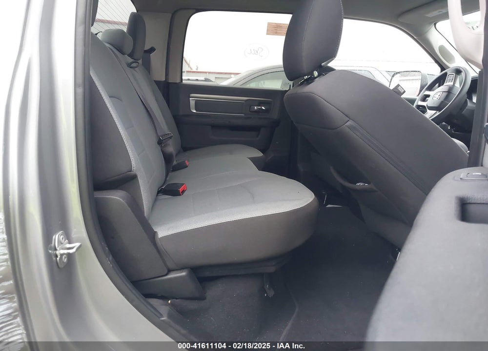 2022 RAM 1500 CLASSIC VIN: 1C6RR6LG0NS235199