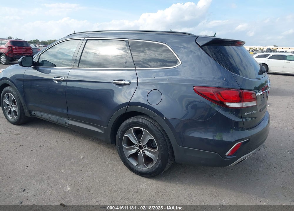 2017 HYUNDAI SANTA FE SE VIN: KM8SMDHF2HU167392