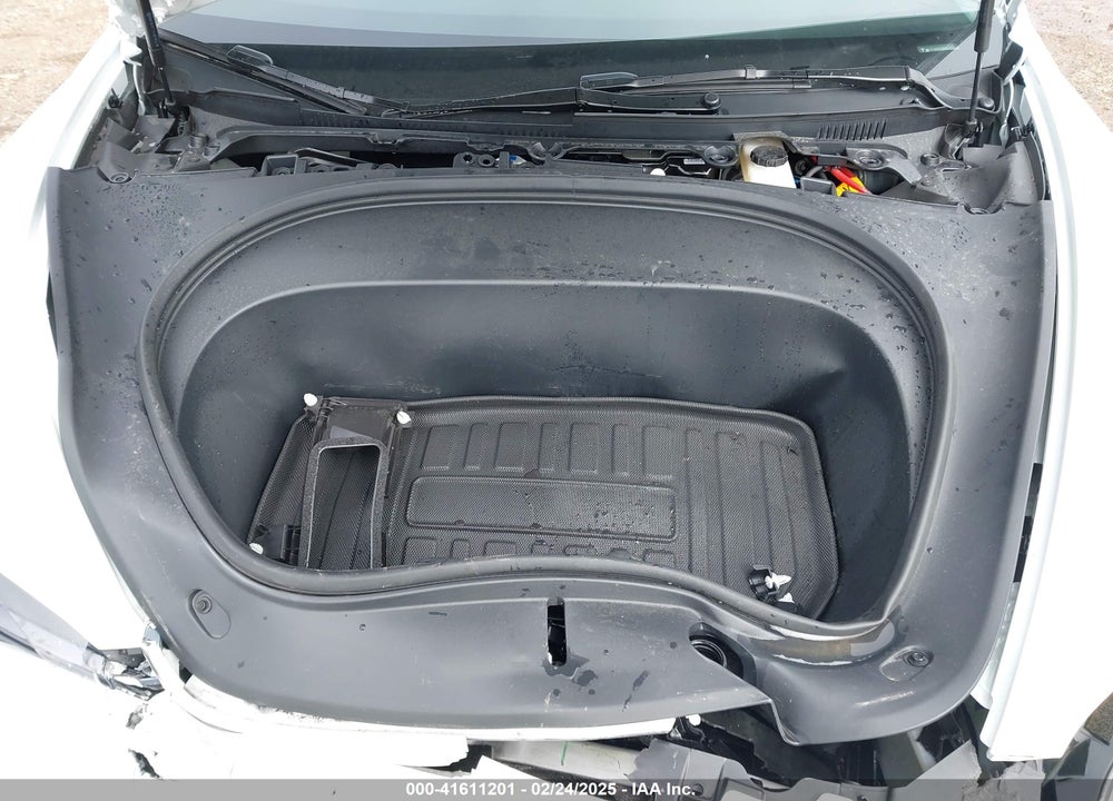 2025 TESLA MODEL 3 VIN: 5YJ3E1EB9SF904223