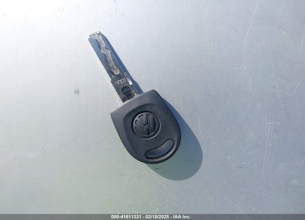 2003 VOLKSWAGEN GOLF VIN: 9BWGK61J034054498