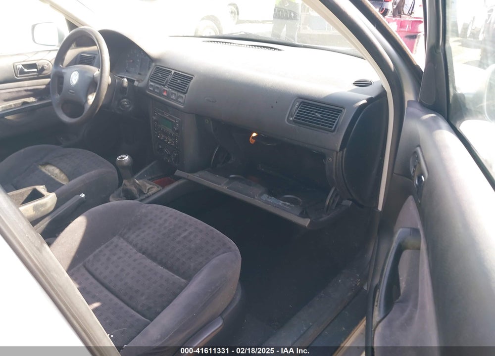 2003 VOLKSWAGEN GOLF VIN: 9BWGK61J034054498