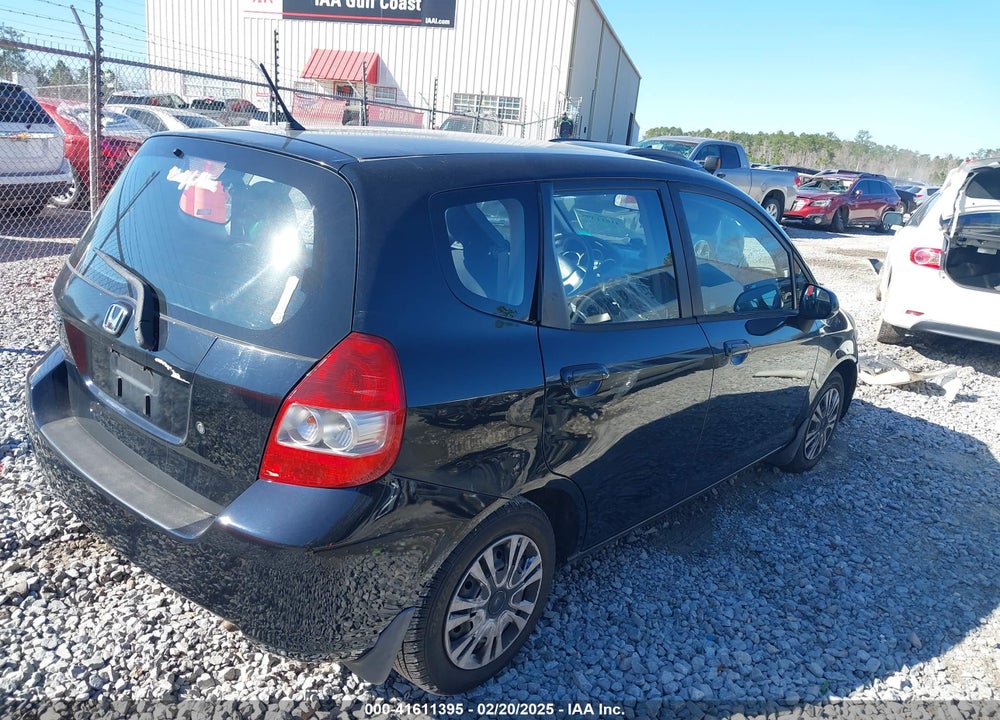 2008 HONDA FIT VIN: JHMGD38468S058138