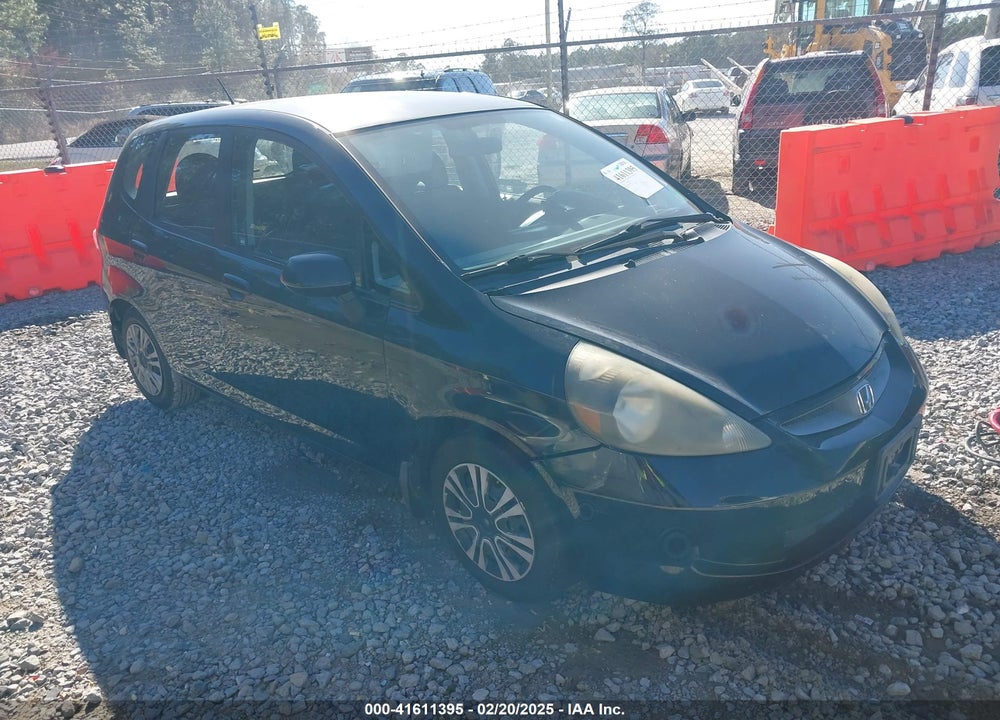2008 HONDA FIT VIN: JHMGD38468S058138
