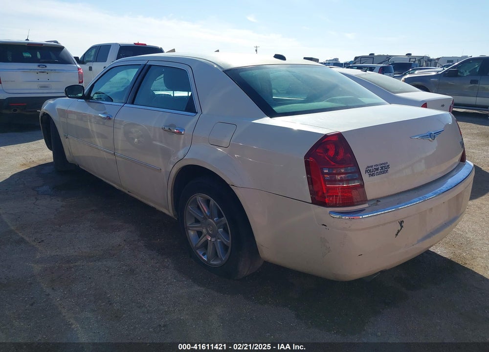 2005 CHRYSLER 300C VIN: 2C3JA63H35H575027