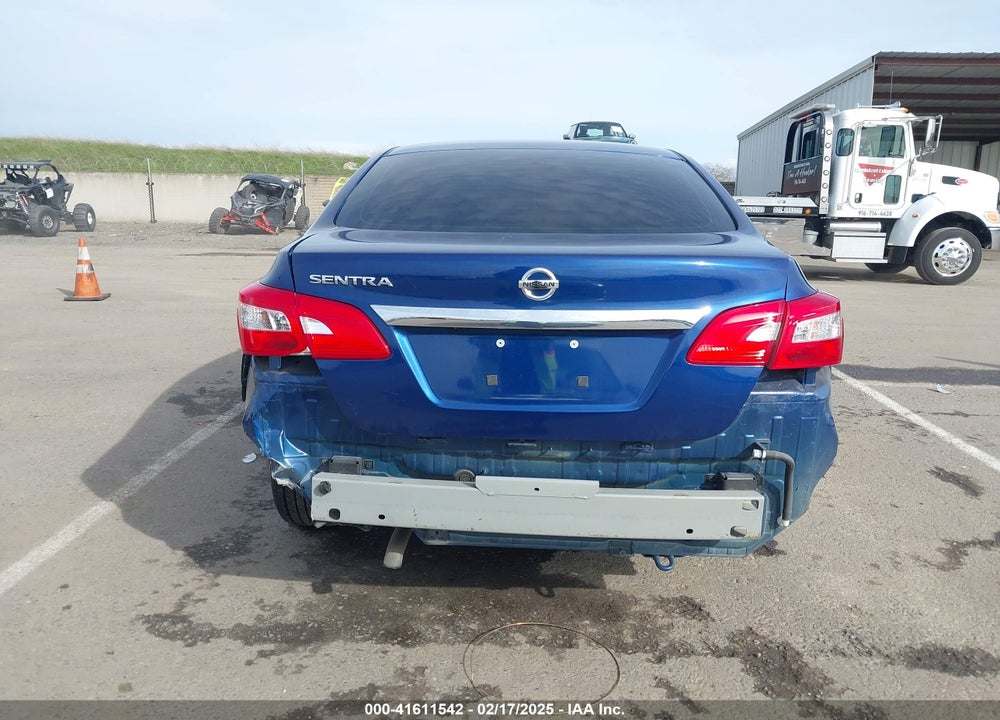 2018 NISSAN SENTRA VIN: 3N1AB7AP8JY209211