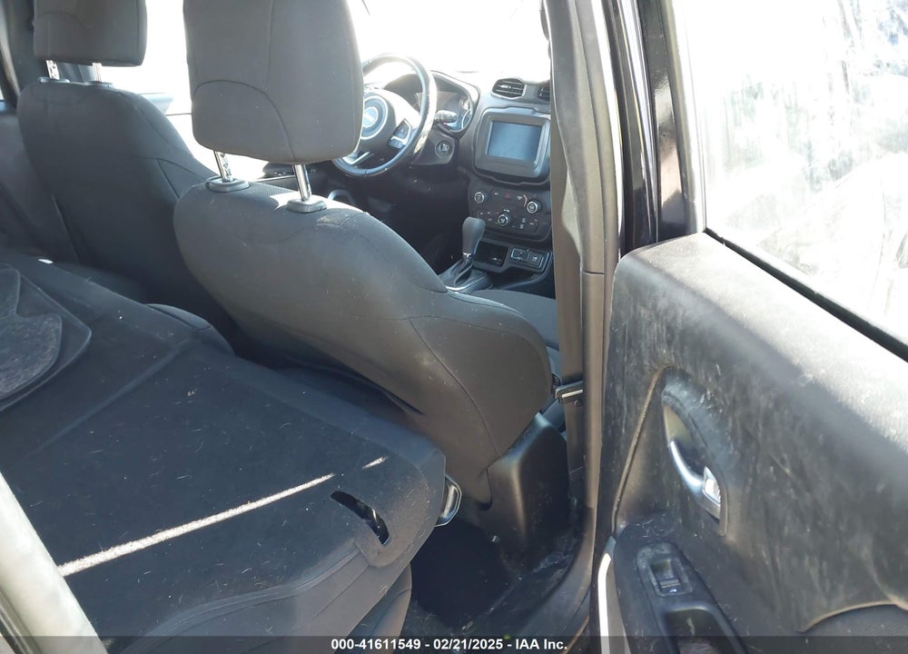 2018 JEEP RENEGADE LATITUDE FWD VIN: ZACCJABB3JPG67817