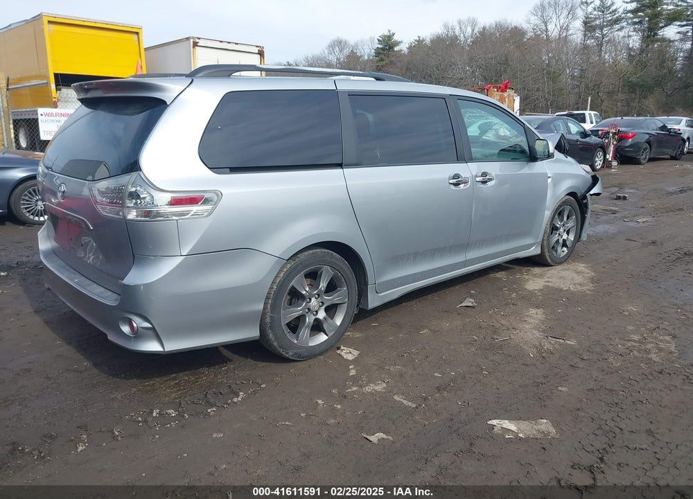 2011 TOYOTA SIENNA SPORT VIN: 5TDXK3DC1BS044362