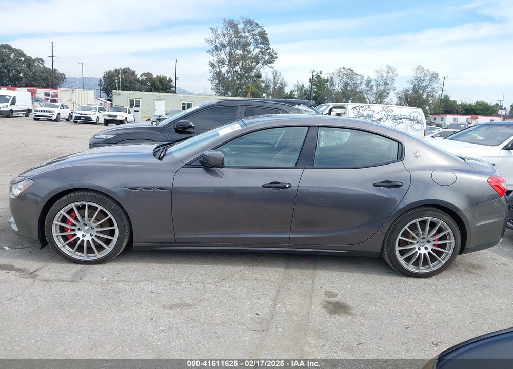 2015 MASERATI GHIBLI VIN: ZAM57RTA2F1130323