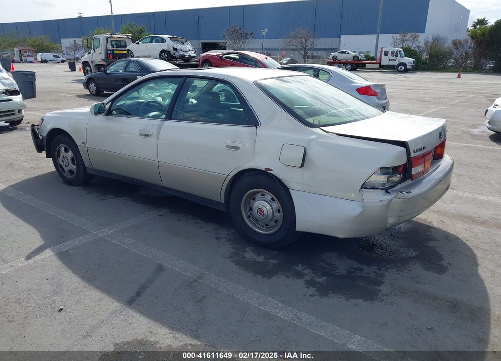1999 LEXUS ES 300 VIN: JT8BF28G7X0208826