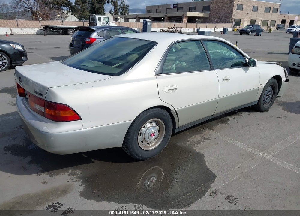 1999 LEXUS ES 300 VIN: JT8BF28G7X0208826