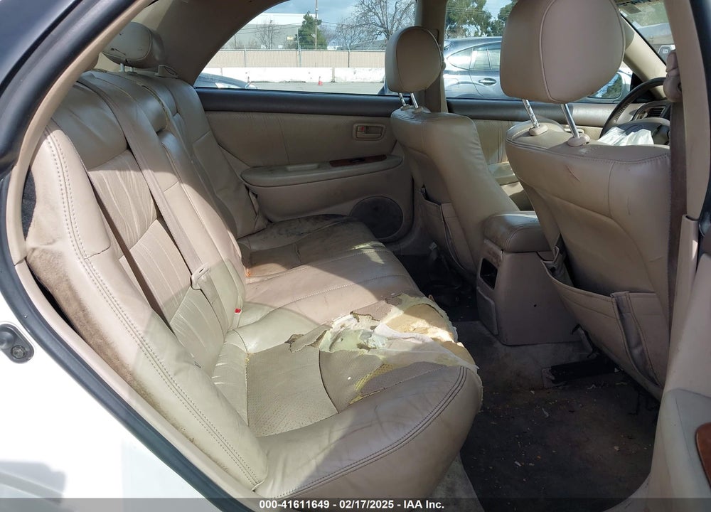 1999 LEXUS ES 300 VIN: JT8BF28G7X0208826