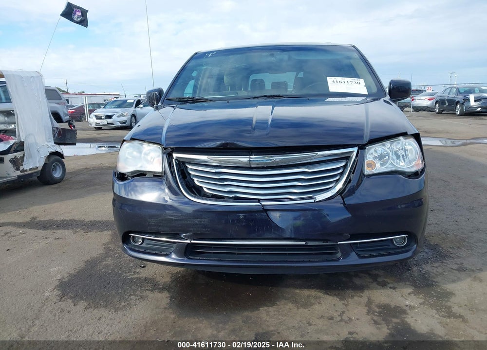 2011 CHRYSLER TOWN & COUNTRY TOURING-L VIN: 2A4RR8DG9BR665825