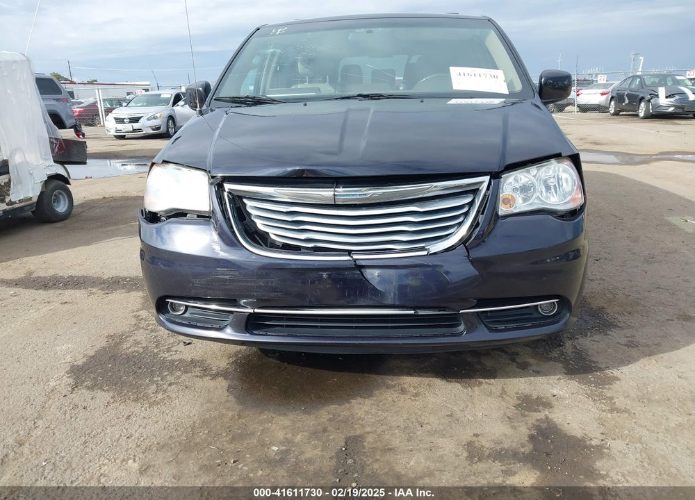 2011 CHRYSLER TOWN & COUNTRY TOURING-L VIN: 2A4RR8DG9BR665825