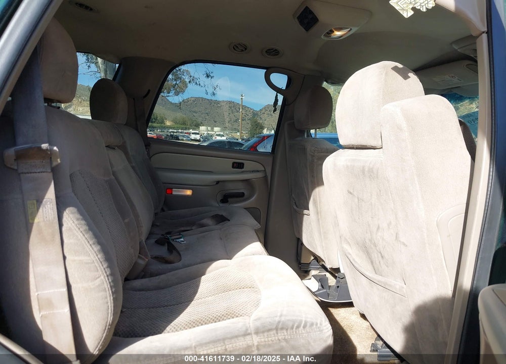 2002 CHEVROLET TAHOE LS VIN: 1GNEC13T22R266246