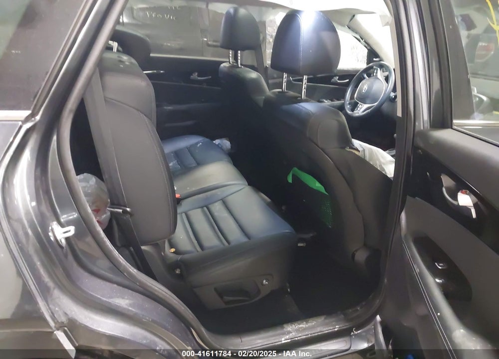 2020 KIA SORENTO 3.3L EX VIN: 5XYPHDA53LG665546