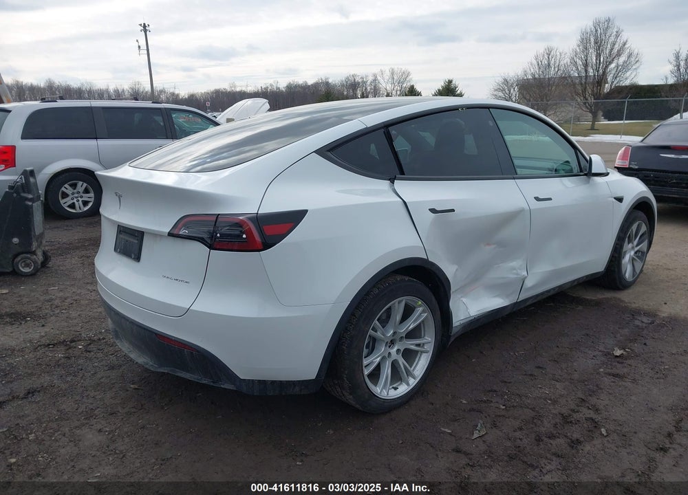 2021 TESLA MODEL Y LONG RANGE DUAL MOTOR ALL-WHEEL DRIVE VIN: 5YJYGDEE3MF266114