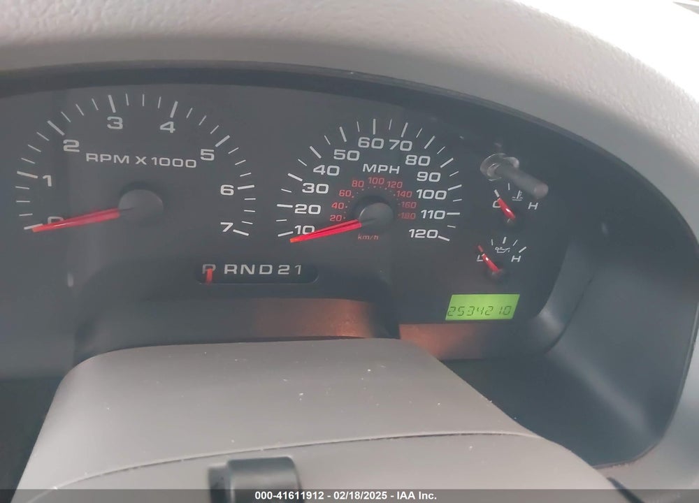 2005 FORD F-150 VIN: 1FTRW12W35FB45809