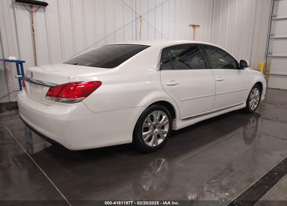 2011 TOYOTA AVALON VIN: 4T1BK3DB4BU434882